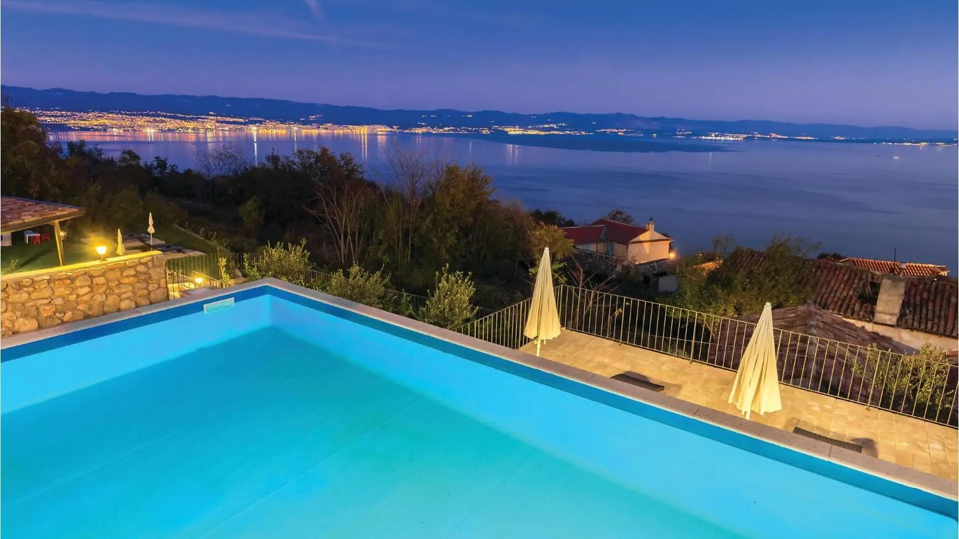 Awesome Home In Moscenicka Draga With Wifi Holiday home