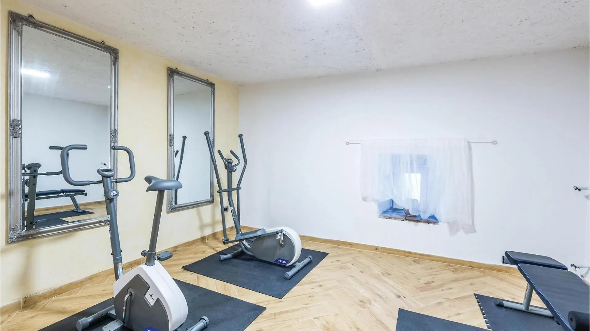 Awesome Home In Moscenicka Draga With Wifi 0*,